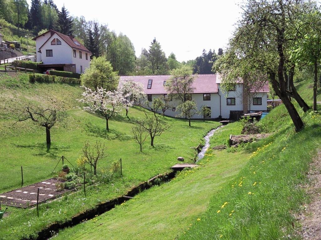 Вилла Quaint Farmhouse In Langenbach Near The Lake Экстерьер фото